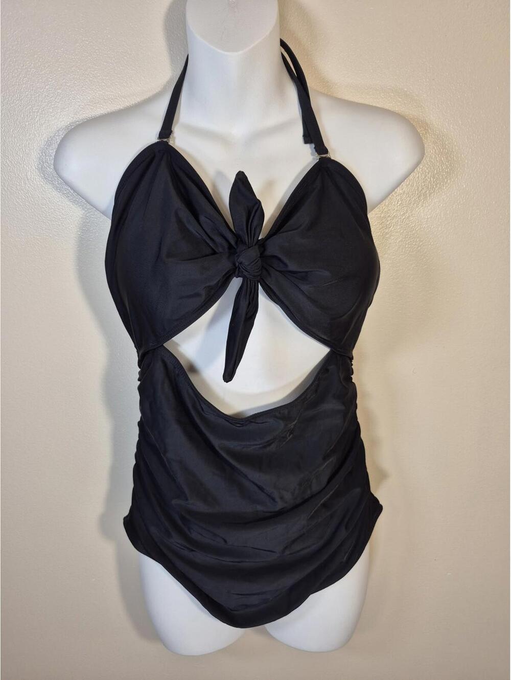 Tempt Me Cut Out One Piece Swimsuit - Black Size L NWT, Classic, Beach